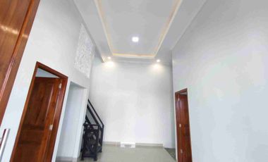 Rumah Baru 2 Lantai Siap Huni di Gentan Solo – Mewah, Lokasi Strategis, Harga Nego!