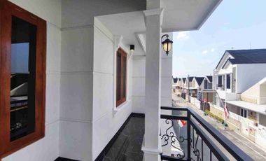 Rumah Baru 2 Lantai Siap Huni di Gentan Solo – Mewah, Lokasi Strategis, Harga Nego!