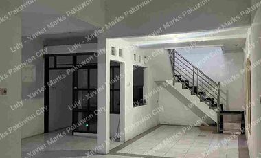 Dijual Rumah Besar 4 KT 2 KM Perumahan Pondok Jati Sidoarjo Kota dekat Lippo