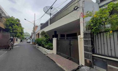 Dijual Cepat Rumah Murah Luas 164 m² di Rawamangun