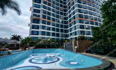1 bedroom fuly furnished Eastwood condo with Mall access