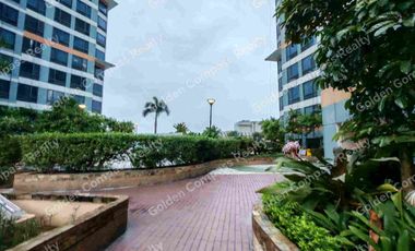 1 bedroom fuly furnished Eastwood condo with Mall access