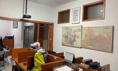 Disewakan rumah mainroad BKR cocok untuk kantor+tempat usaha, lokasi strategis tengah kota bandung