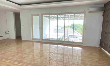 Dijual Rumah Hook 2 Lantai di Perumahan Citrasun Garden Bukitsari