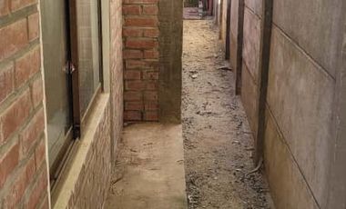 HERMOSA CASA REMODELADA 2 PISOS 3D, 2B EN LIMACHE