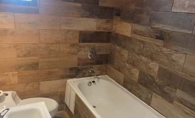 HERMOSA CASA REMODELADA 2 PISOS 3D, 2B EN LIMACHE