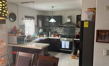 SE VENDE CASA TRES HABITACIONES, HACIENDA URBI BALBOA, CUATITLAN IZACALLI, ESTADO DE MEXICO.