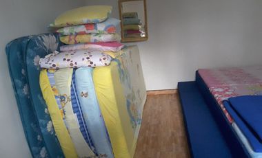 Murah !! DIJUAL VILLA GREEN APPLE CIPANAS FULL FURNISHED POSISI HOOK 2 SISI BISA UNTUK KELUARGA BESAR