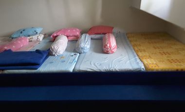 Murah !! DIJUAL VILLA GREEN APPLE CIPANAS FULL FURNISHED POSISI HOOK 2 SISI BISA UNTUK KELUARGA BESAR