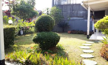 Murah !! DIJUAL VILLA GREEN APPLE CIPANAS FULL FURNISHED POSISI HOOK 2 SISI BISA UNTUK KELUARGA BESAR