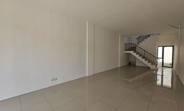 Disewakan ruko baru serah terima La vallee bouoevard citra garden serpong  4,5x16 LB 135m2  Ari Kurniawan Gaspro