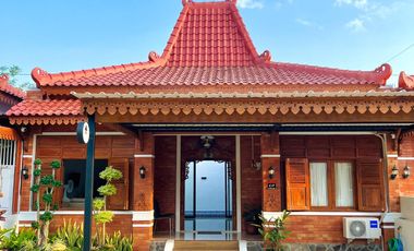 Rumah Joglo Mewah Klasik di Hook Samping RTH Elegan, Asri, & Eksklusif Jogja