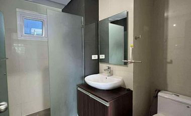 2 Bedroom Bgc Condo Trion Towers For Rent Global City Taguig