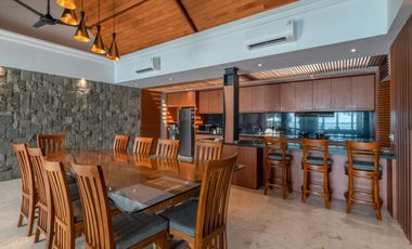 Dijual Cepat dan Disewakan Villa 2 Lantai Exclusive Hadap Pantai Pinggir Laut, Lokasi Strategis Wisata Badung Bali