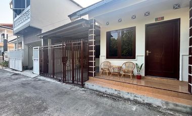 RUMAH MURAH BAGUS TERAWAT HARGA NEGO DEKAT SEKOLAH BUDI MULIA