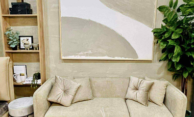 FOR SALE - GREAT DEAL‼️STUDIO FRONT SEAVIEW IN MANDANI BAY, MANDAUE CEBU. MOVE-IN READY. INTERIOR DESIGNED.