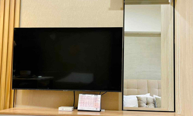 FOR SALE - GREAT DEAL‼️STUDIO FRONT SEAVIEW IN MANDANI BAY, MANDAUE CEBU. MOVE-IN READY. INTERIOR DESIGNED.