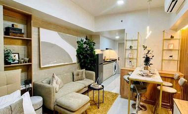 FOR SALE - GREAT DEAL‼️STUDIO FRONT SEAVIEW IN MANDANI BAY, MANDAUE CEBU. MOVE-IN READY. INTERIOR DESIGNED.