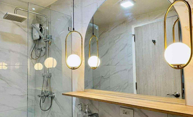 FOR SALE - GREAT DEAL‼️STUDIO FRONT SEAVIEW IN MANDANI BAY, MANDAUE CEBU. MOVE-IN READY. INTERIOR DESIGNED.