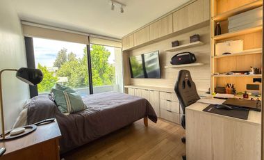 Venta Penthouse Con Rooftop, Cercano A Clinica Alemana