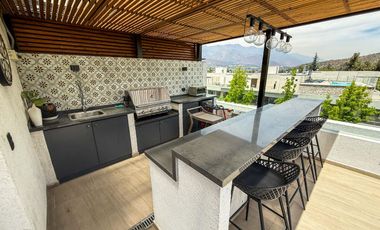 Venta Penthouse Con Rooftop, Cercano A Clinica Alemana