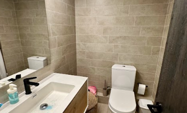 Venta Penthouse Con Rooftop, Cercano A Clinica Alemana