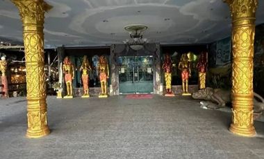 Dijual Hotel Bintang 4, Total 135 Kamar Dekat Terminal Ferry Internasional Batam Centre, Kepulauan Riau