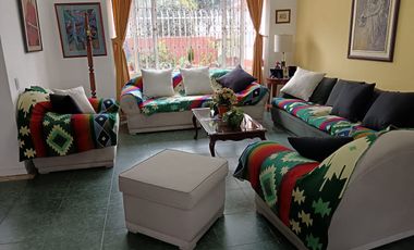 CASA EN VENTA EN EL  CONDADO QUITO