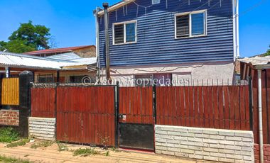 Leon Propiedades vende casa en Curacaví centro.