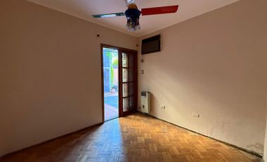 Zona Santos Domínguez y Juan Garrigó – Casa en Venta