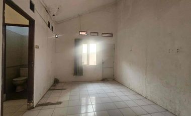 rumah hitung tanah di dalam perumahan tenang dengan harga termurah