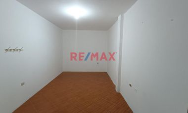 Hermosa Casa Productiva De 600 M2 En Alquiler En Nuevo Chimbote S/. 5,040.00 - $ 1,500.00