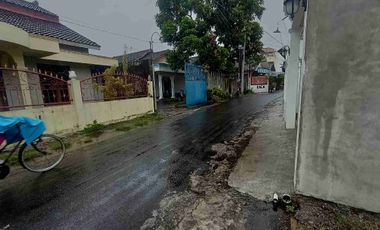 Rumah tanah luas dekat wirobrajan