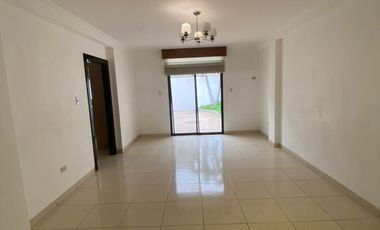 Urb. Casa Club junto Portal al Sol