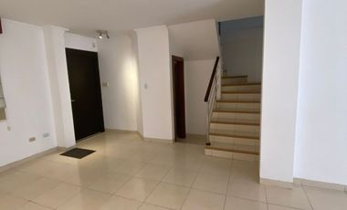 Urb. Casa Club junto Portal al Sol