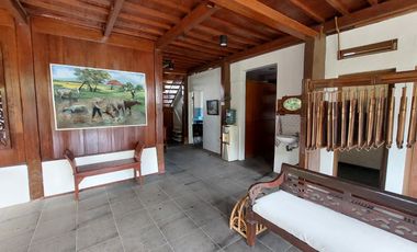 Rumah Asri Konsep Kayu 2 Lantai Pondok Hijau Bandung Utara