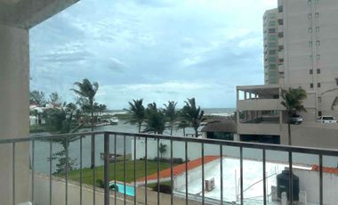 Departamento en Venta, Puerta Del Mar,  frente al Río, El Estero.