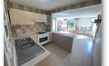 Venta de casa en B de Checoslovaquia, Bosques de Aragón