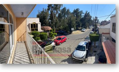 Venta de casa en B de Checoslovaquia, Bosques de Aragón