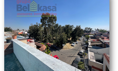 Venta de casa en B de Checoslovaquia, Bosques de Aragón