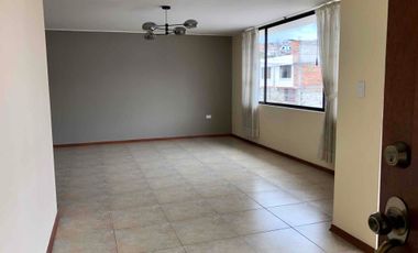 🏡 ¡Se renta amplio y moderno departamento en Ibarra!
