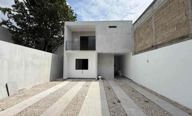 Casa en venta cerca de la carretera panamericana con terreno amplio col plan de ayala