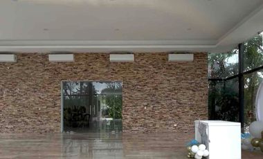 oportunidad !! Casa impecable lista para disfrutar