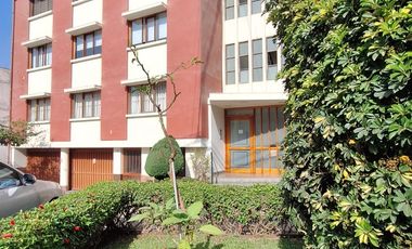 Alquiler de departamento – Barranco (límite con Miraflores) – S/ 2,100