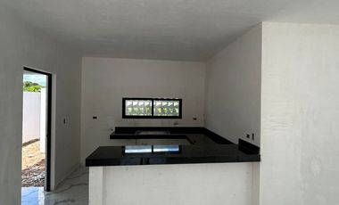 Preventa casa 1 piso 2 recámaras en el centro de Conkal