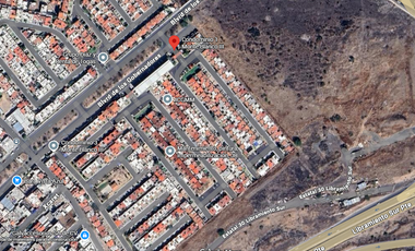 Hermosa casa en condominio, muy por debajo de su valor comercial. Blvrd de los Gobernadores 1002, Villas del Cimatario, Monte Blanco III, 76087 Santia