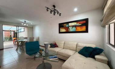 Casa en arriendo en Cumbres, Envigado
