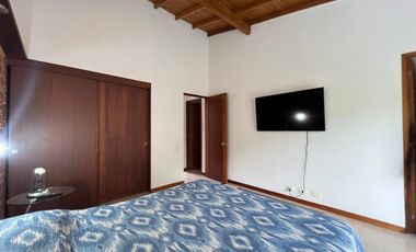 Casa en arriendo en Cumbres, Envigado