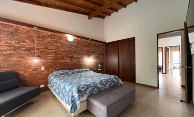 Casa en arriendo en Cumbres, Envigado