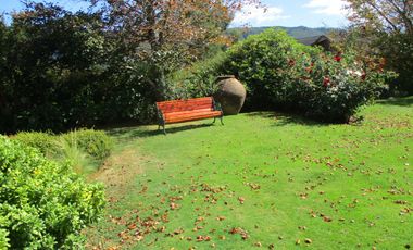 Se vende Excelente casa estilo Española, Valdivia, Chile